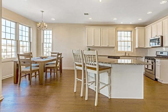 Photo immobilière avec trois murs