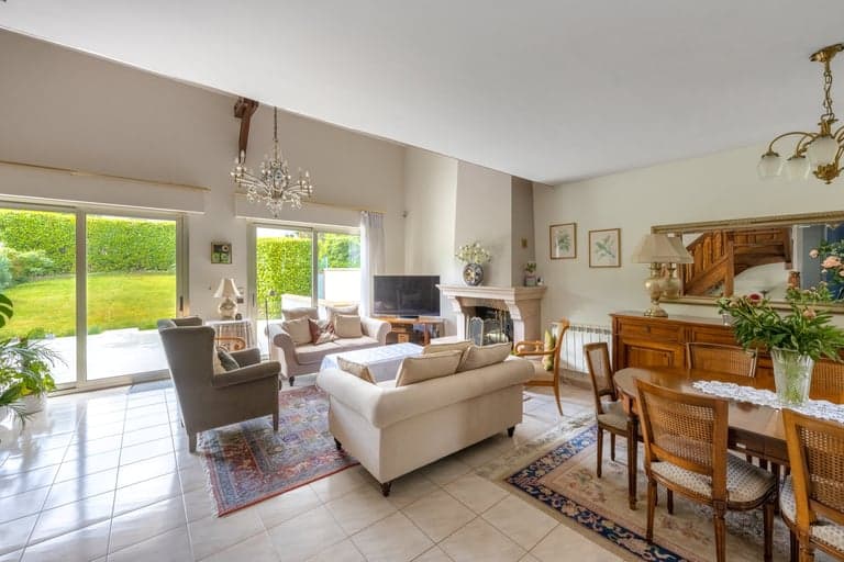 Photo originale avant re-décoration par IA